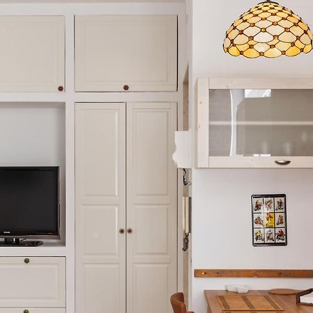 Madonella Apartment Con Terrazzo Bari Zewnętrze zdjęcie