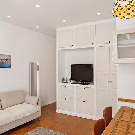 Madonella Apartment Con Terrazzo Bari Zewnętrze zdjęcie