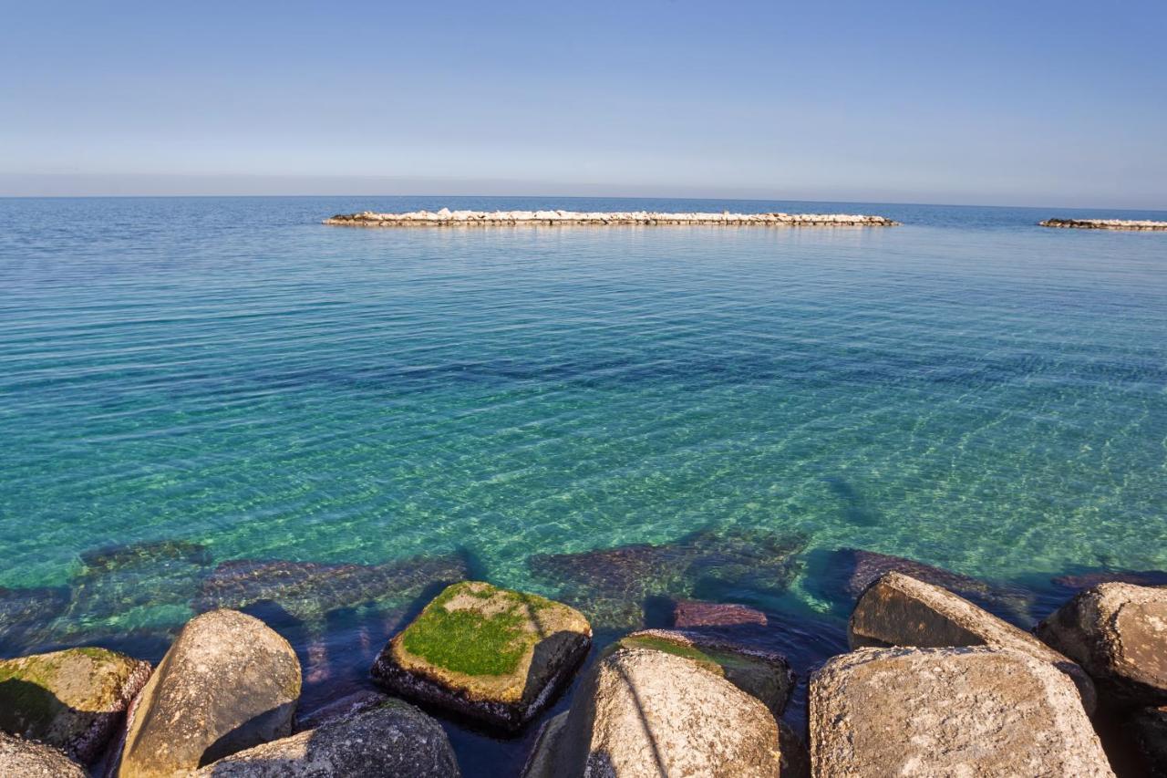 Madonella Apartment Con Terrazzo Bari Zewnętrze zdjęcie